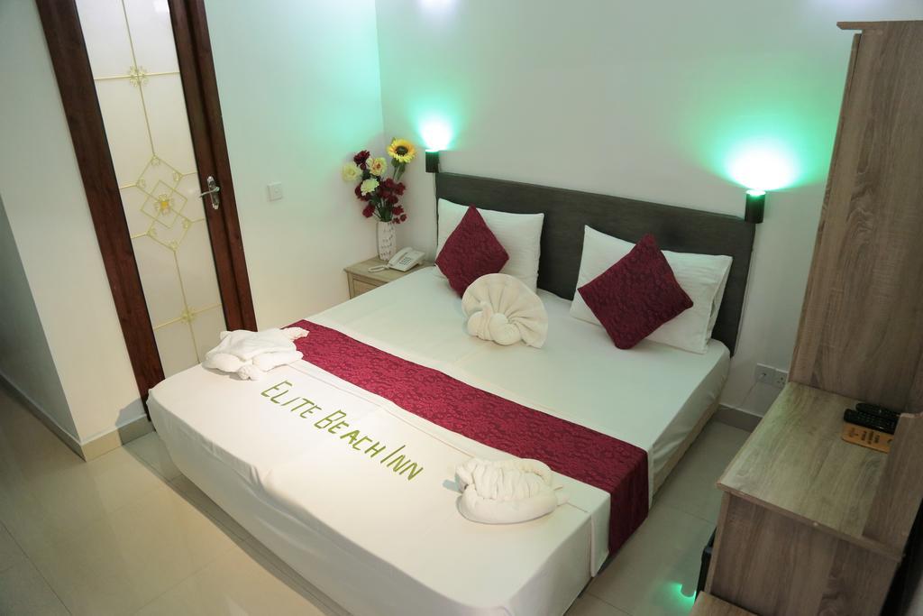 Elite Beach Inn Хулхумале Экстерьер фото